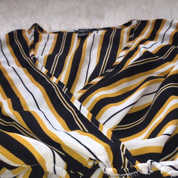 Top - Picture 3 of 4